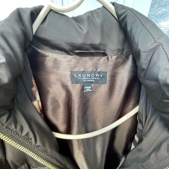 Puffer Jacket with Cinched Waist and Faux Fur Trim Hood - Picture 8 of 11